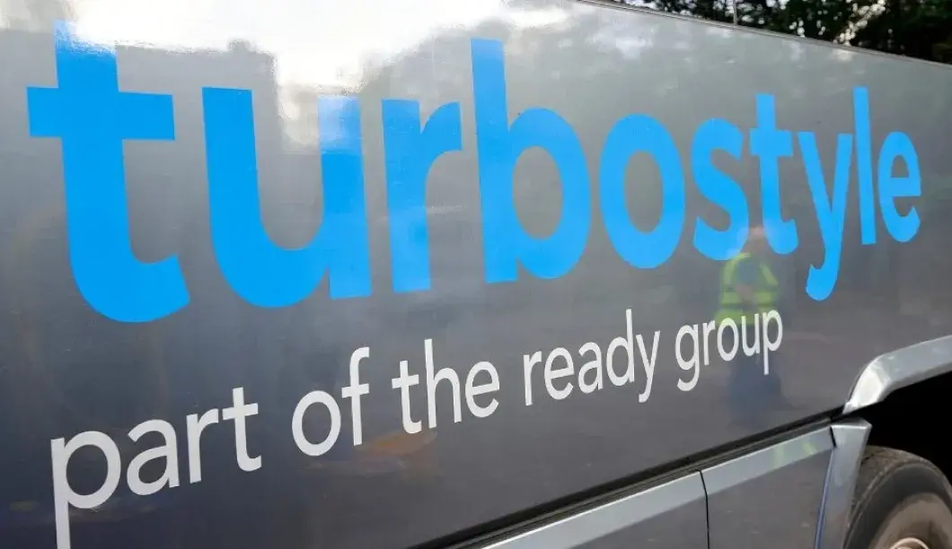 Turbostyle coach side